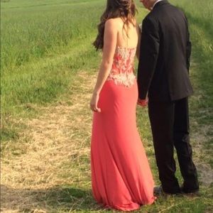 Peach/Pink Strapless Prom Dress